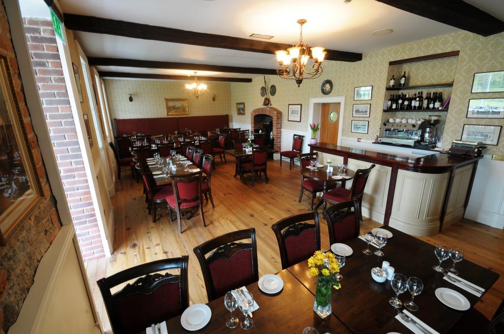 Ashbrook Arms Townhouse And Restaurant Hotel Durrow Eksteriør billede