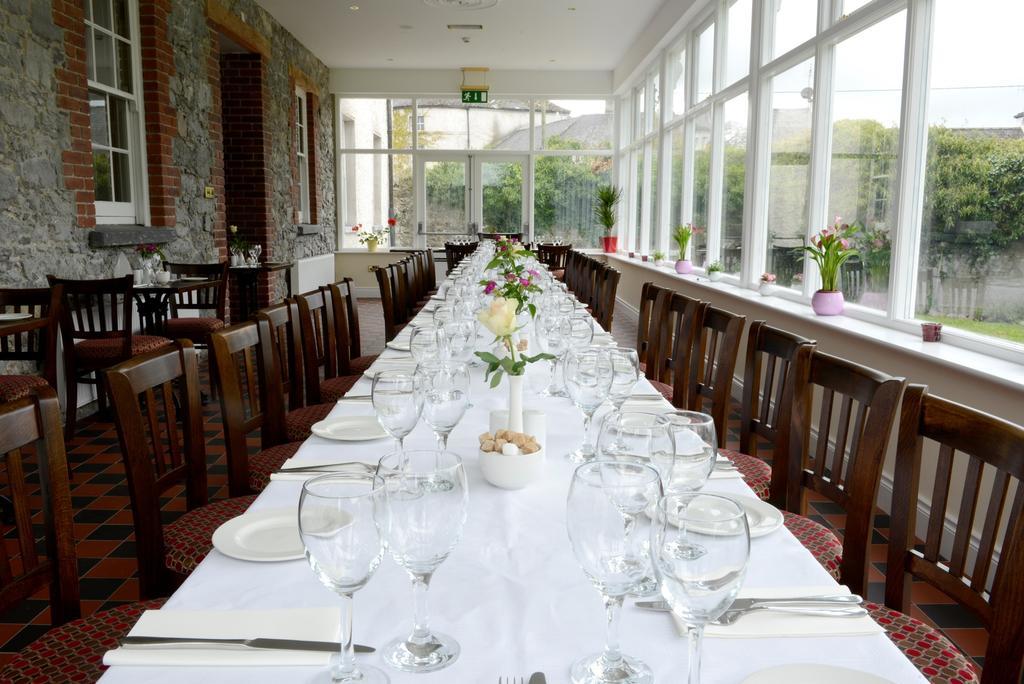 Ashbrook Arms Townhouse And Restaurant Hotel Durrow Eksteriør billede